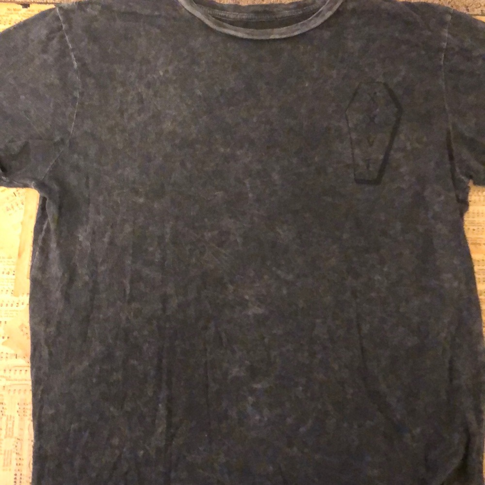 Forever 21 women’s t-shirt